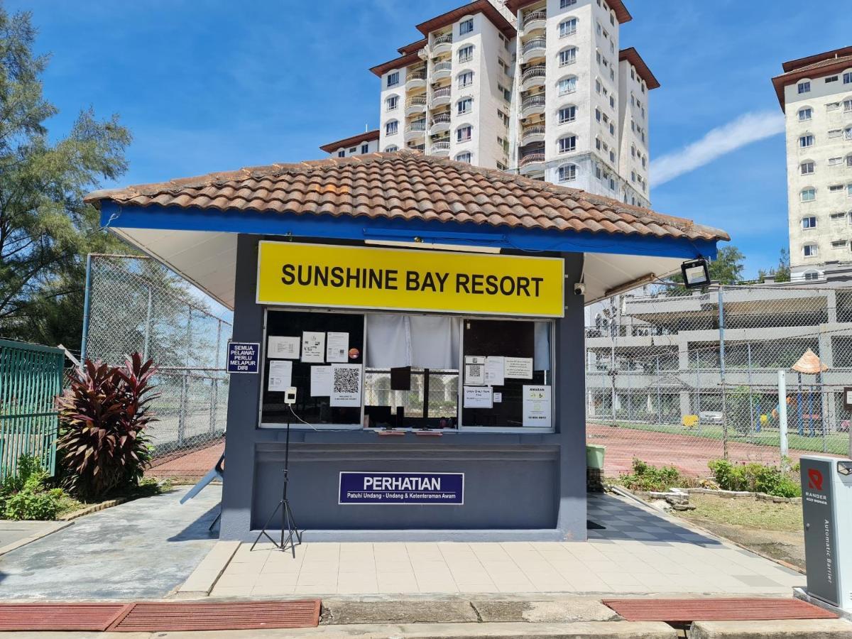 Sunshine Bay Resort Port Dickson Extérieur photo