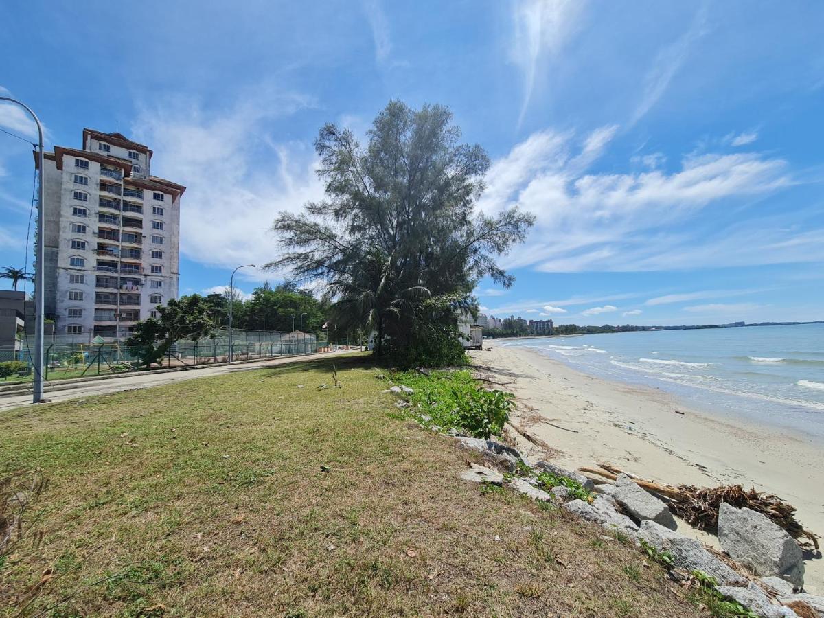 Sunshine Bay Resort Port Dickson Extérieur photo