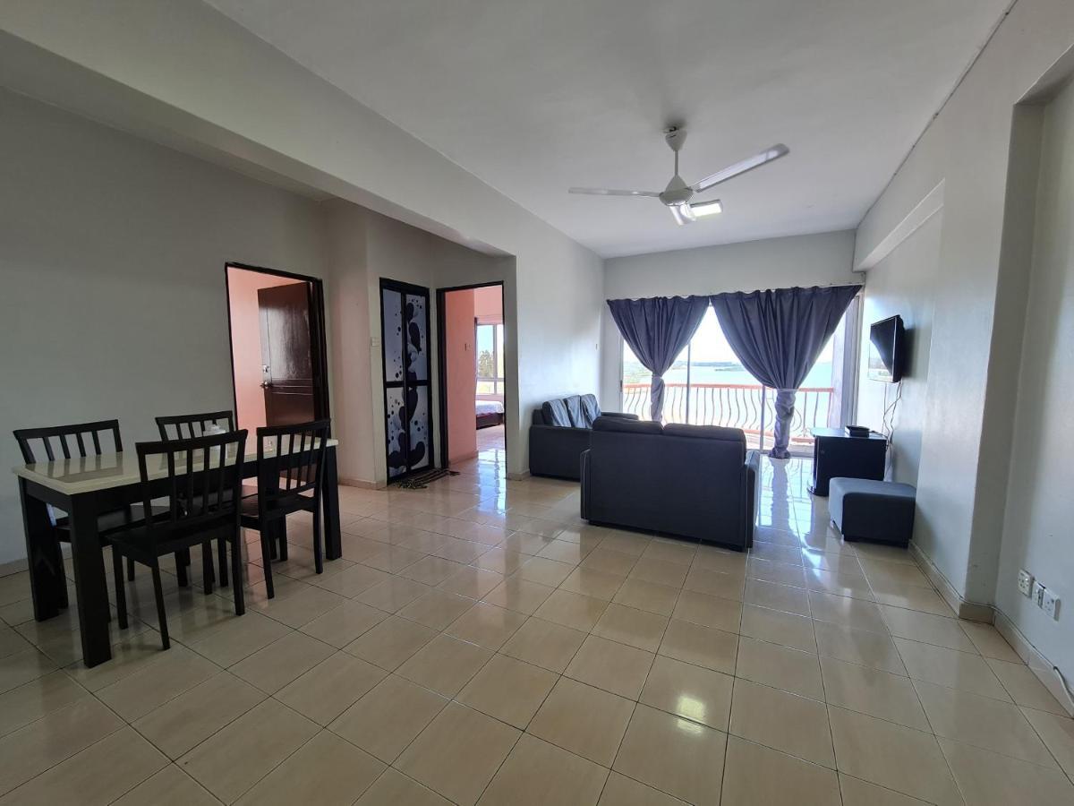 Sunshine Bay Resort Port Dickson Extérieur photo